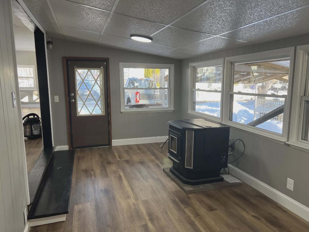 208 Robin Hood Lane Exeter, NH 03833 - Photo 2 of 14