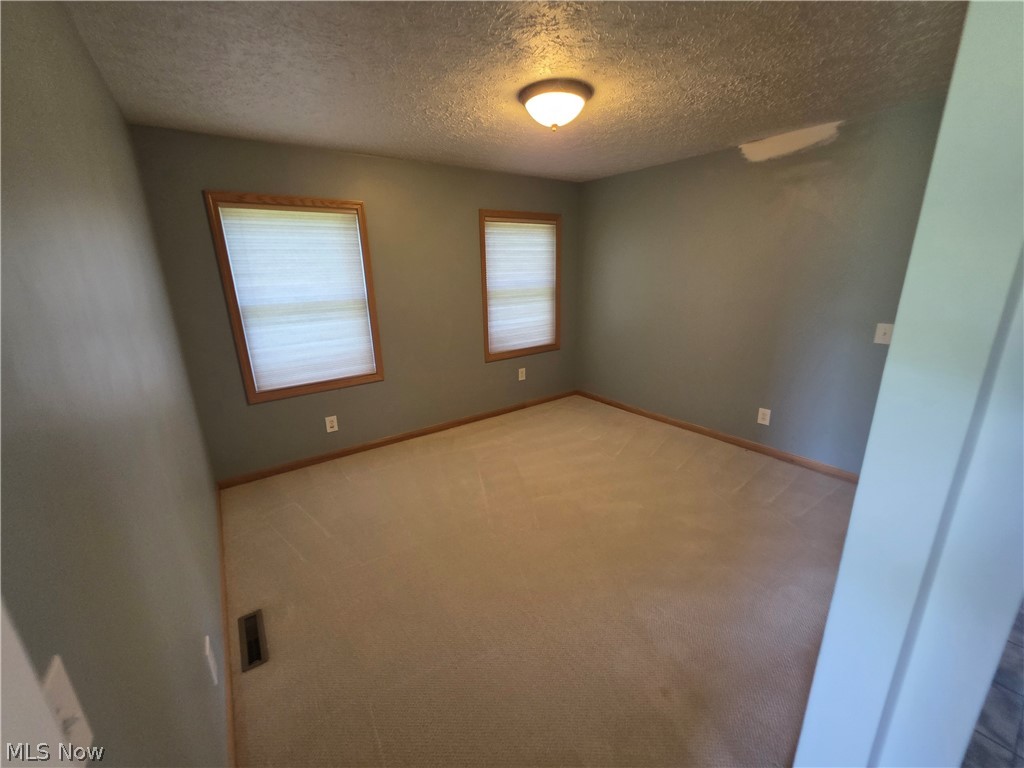 49222 Taylor Road Negley, OH 44441 - Photo 17 of 49