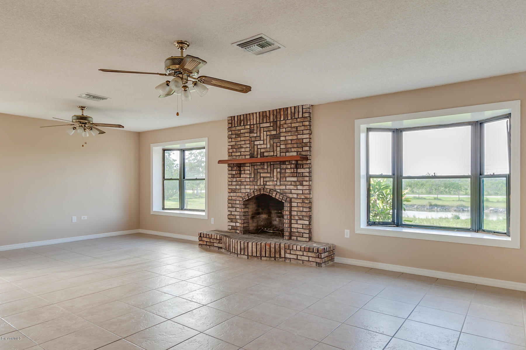 1363 East Crisafulli Road Merritt Island, FL 32953 - Photo 4 of 43 1363 East Crissafulli Rd-12