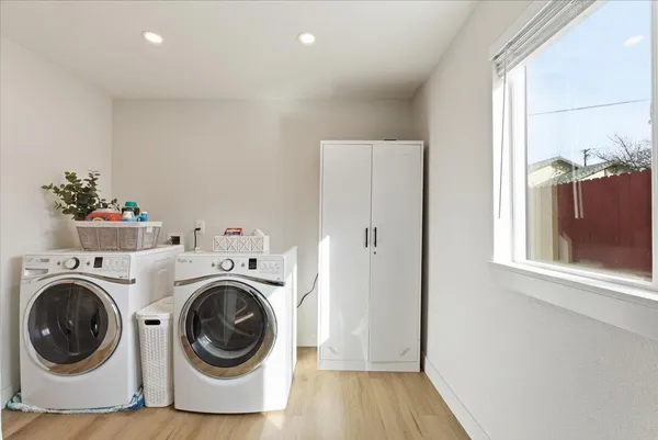 a view of washer and dryer in a room