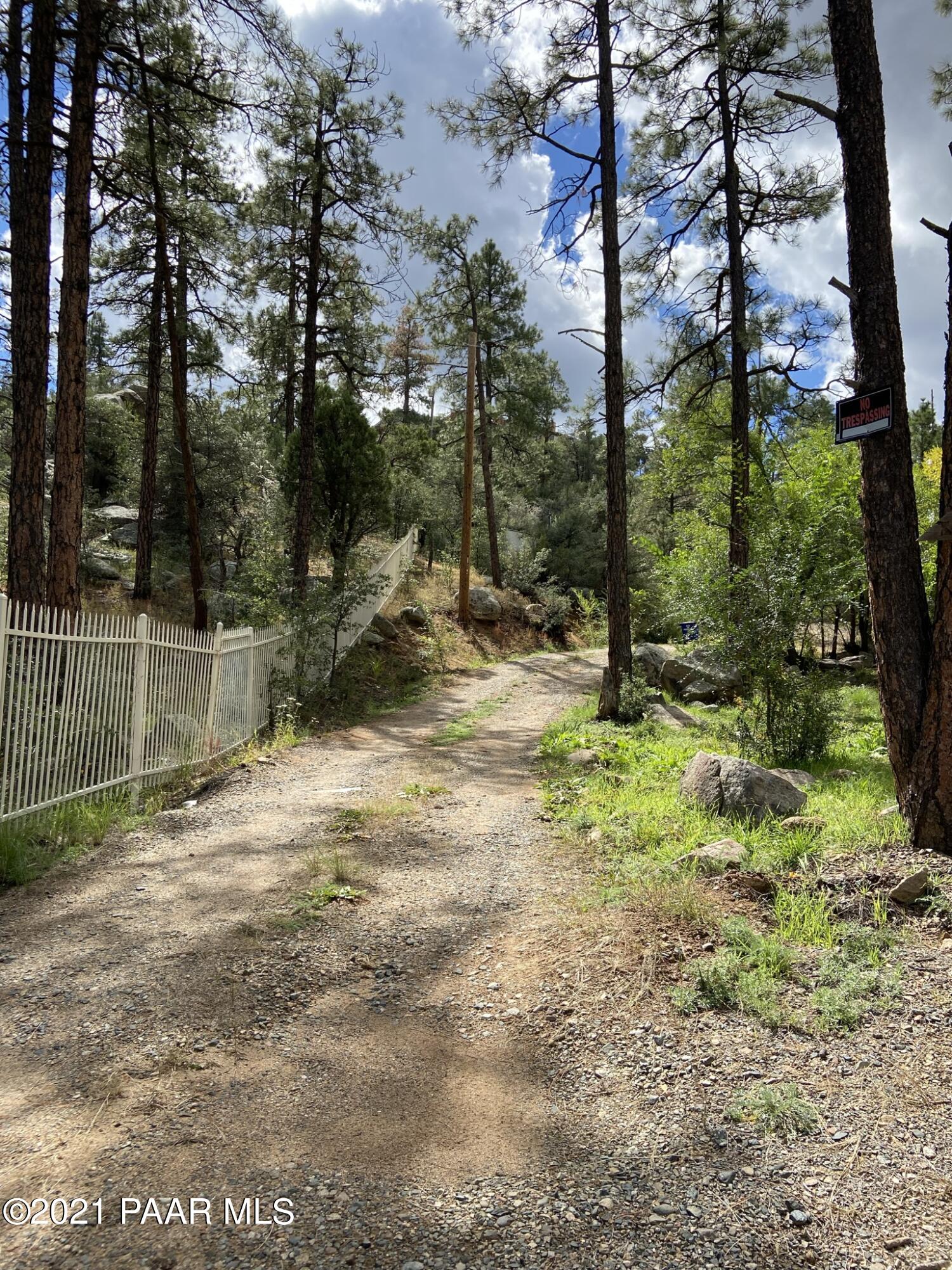 1733 Idylwild Road Prescott, AZ 86305 - Photo 6 of 19 Easement Access to Parcels