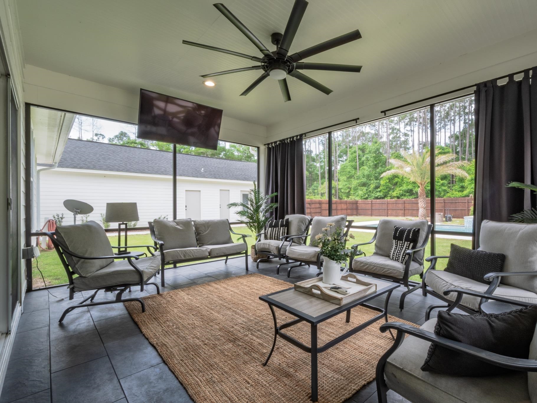 195 Coe Landing Road Tallahassee, FL 32310 - Photo 3 of 41