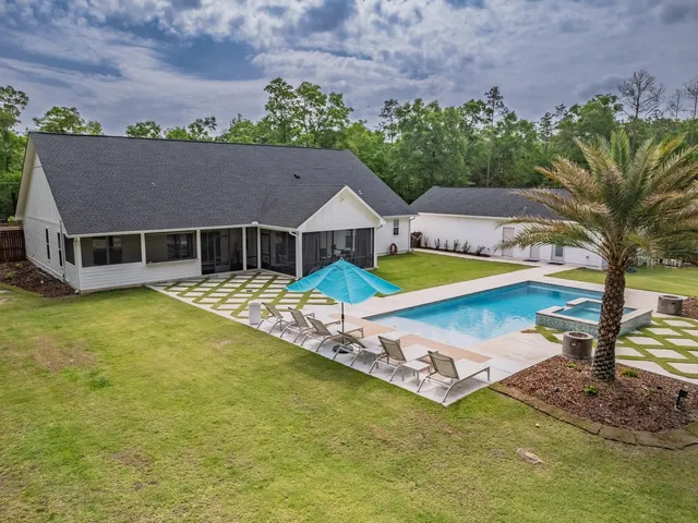 $775,000 | 195 Coe Landing Road, Tallahassee, FL 32310