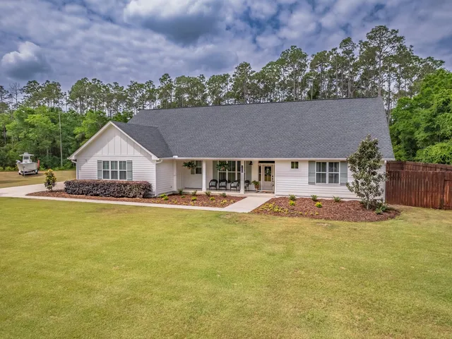 $775,000 | 195 Coe Landing Road, Tallahassee, FL 32310