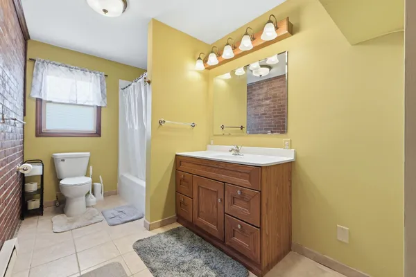 $224,900 | 205 North Coffin Street, Fremont, IN 46737