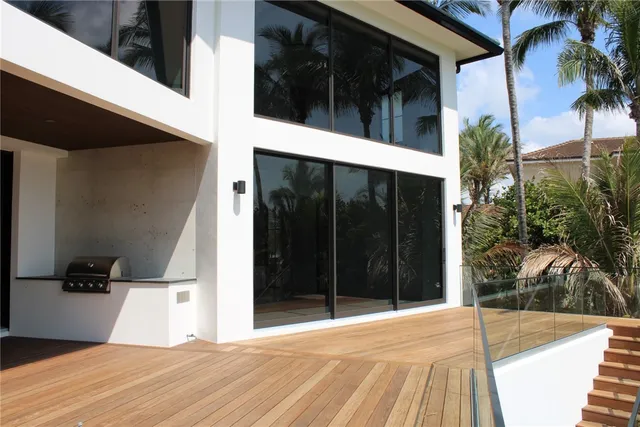 $8,950,000 | 112 Seaway Court, Vero Beach, FL 32963