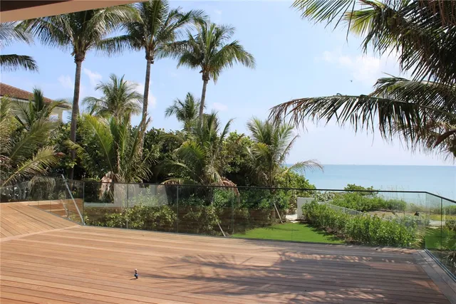 $8,950,000 | 112 Seaway Court, Vero Beach, FL 32963