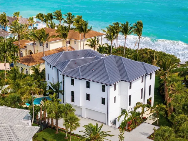 $8,950,000 | 112 Seaway Court, Vero Beach, FL 32963