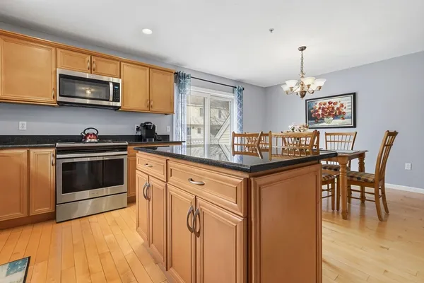 $624,900 | 35 Collins Street, Unit 21, Danvers, MA 01923