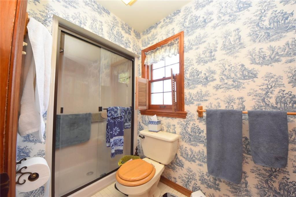 106 Greenfield Road New Castle, PA 16105 - Photo 9 of 25 Gallery Image 9