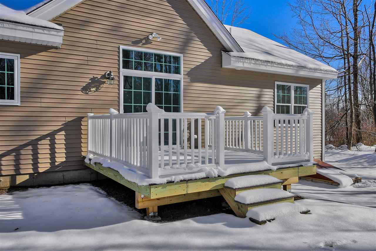 62 Stark Road Derry, NH 03038 - Photo 3 of 38