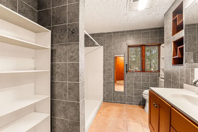 $325,000 | 4931 County Rd T, Oshkosh, WI 54904