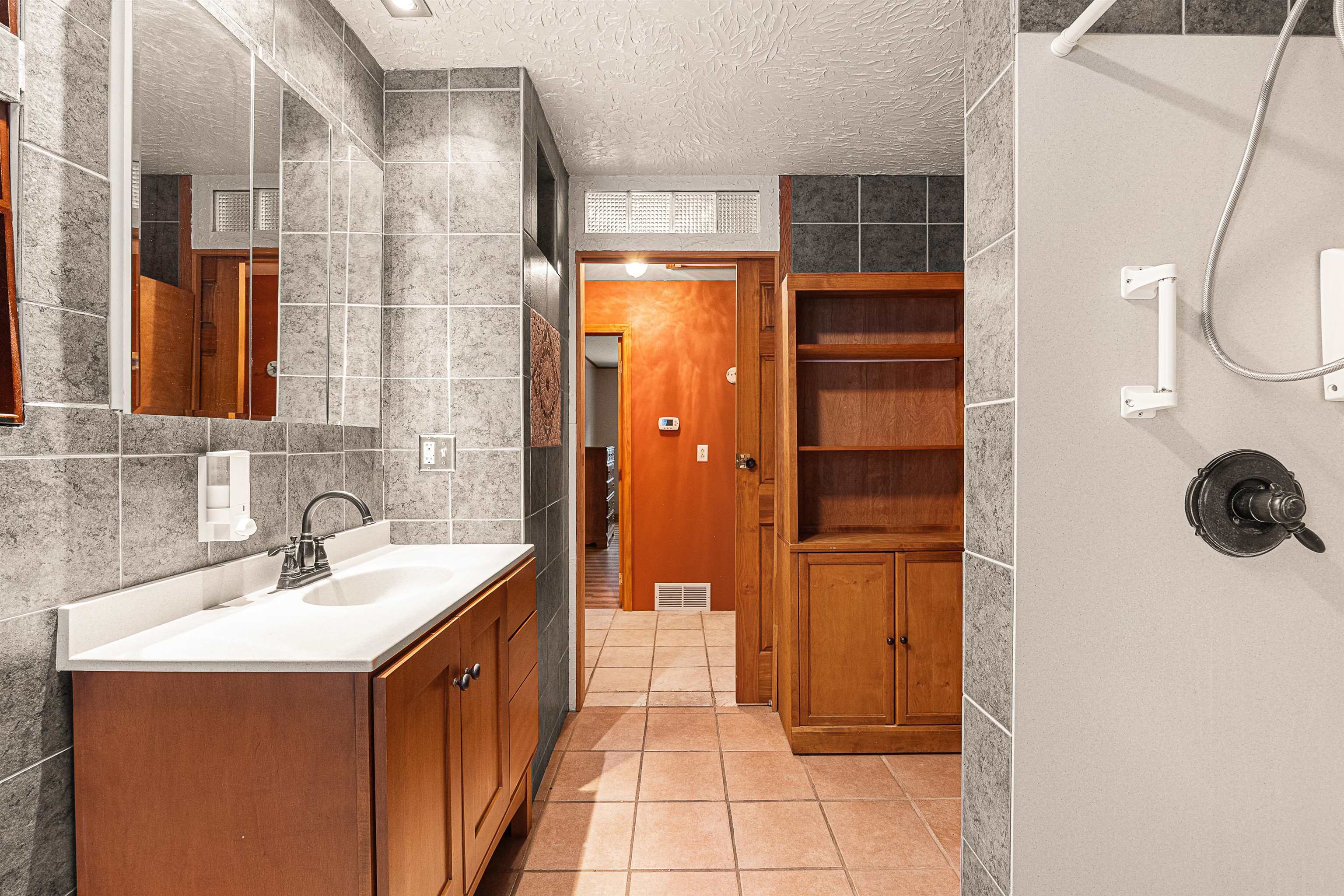 4931 County Rd T Oshkosh, WI 54904 - Photo 12 of 26