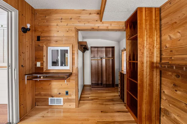 $325,000 | 4931 County Rd T, Oshkosh, WI 54904