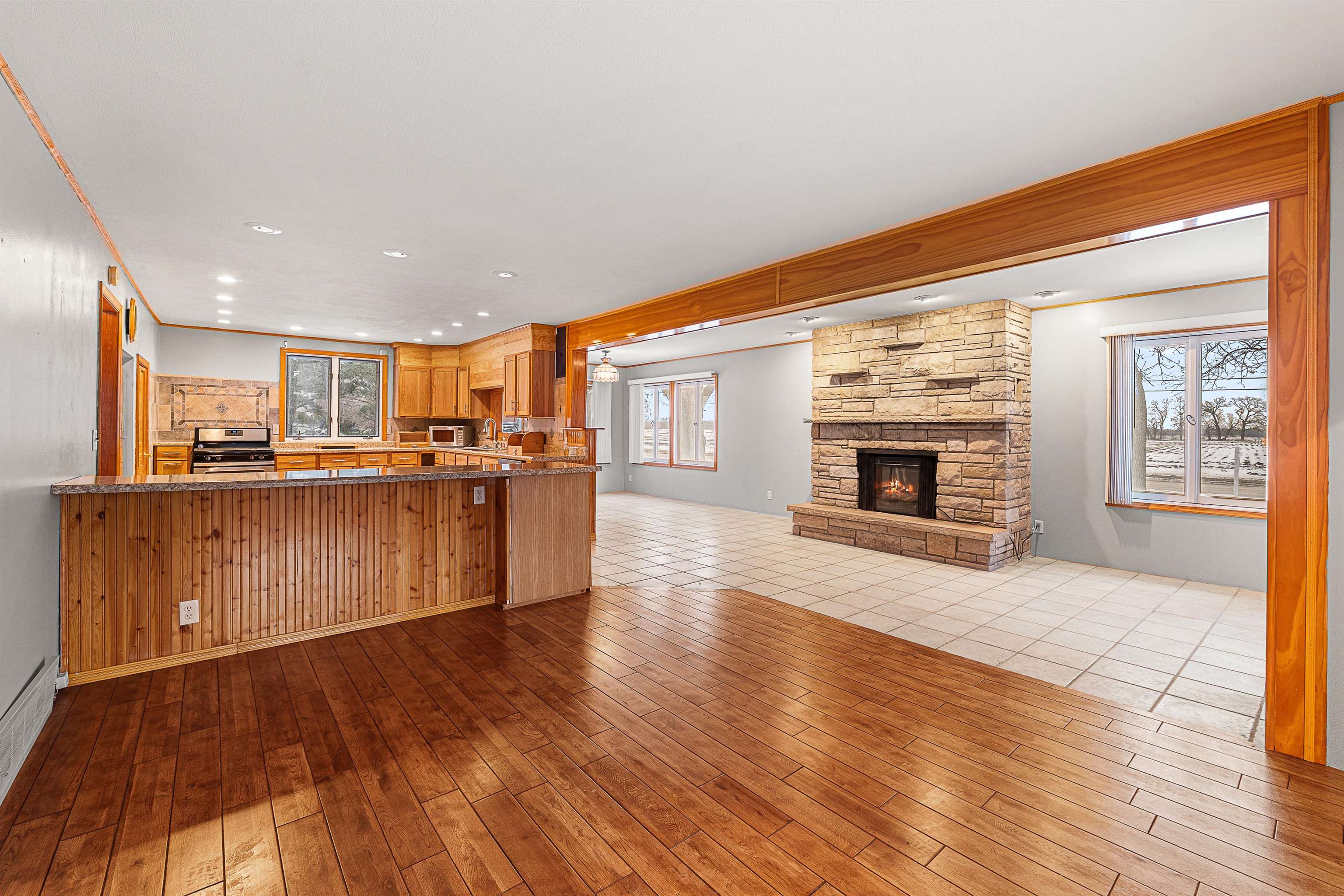 4931 County Rd T Oshkosh, WI 54904 - Photo 3 of 26