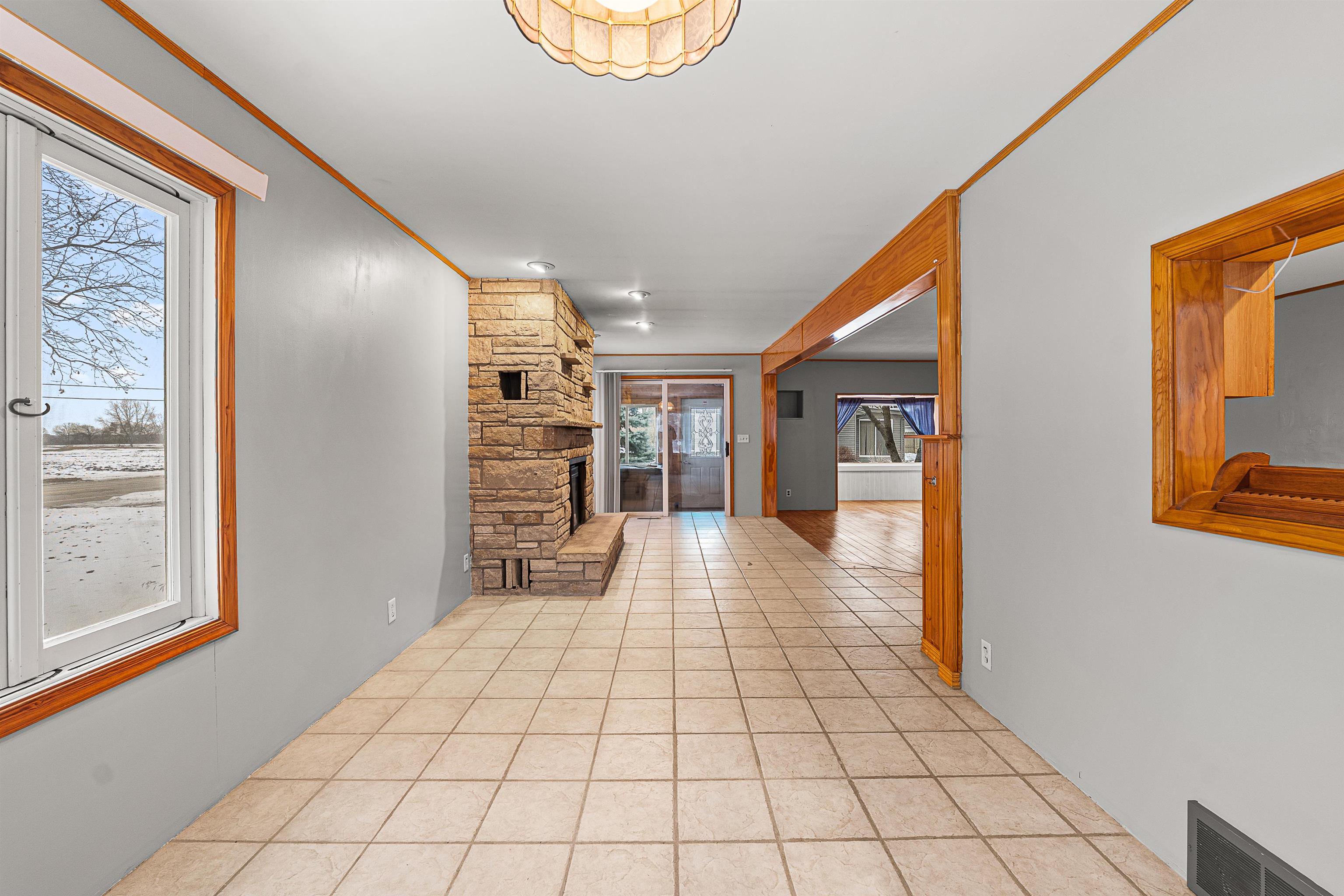 4931 County Rd T Oshkosh, WI 54904 - Photo 6 of 26