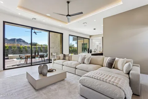 $2,245,555 | 1832 East Palmaire Avenue, Phoenix, AZ 85020