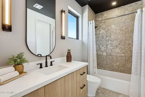 $2,245,555 | 1832 East Palmaire Avenue, Phoenix, AZ 85020