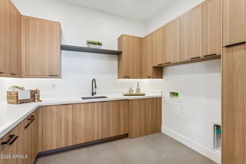 $2,245,555 | 1832 East Palmaire Avenue, Phoenix, AZ 85020