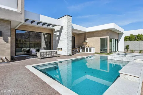 $2,245,555 | 1832 East Palmaire Avenue, Phoenix, AZ 85020