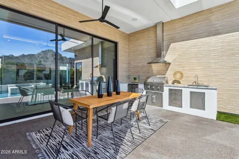 $2,245,555 | 1832 East Palmaire Avenue, Phoenix, AZ 85020