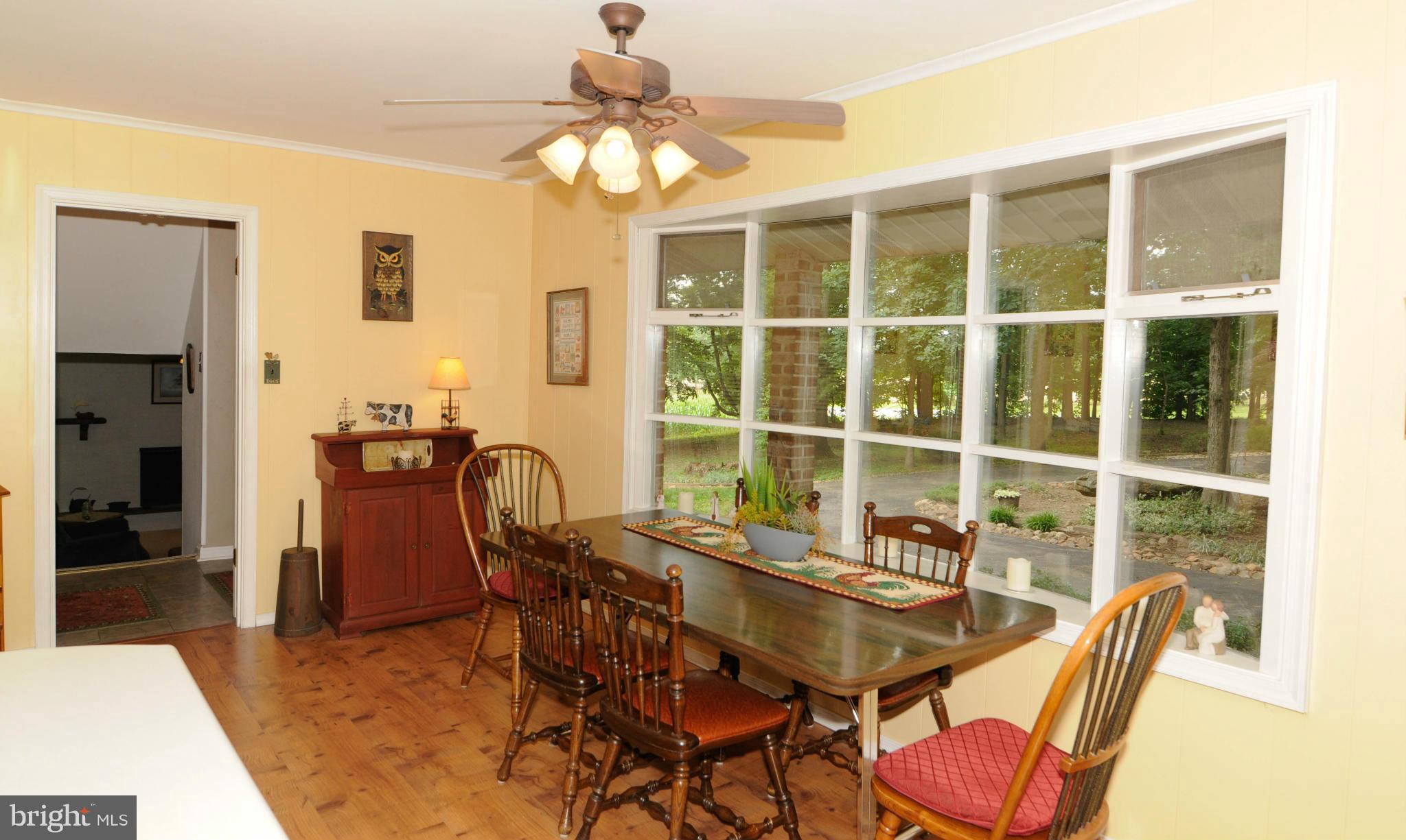8187 Murphy Road Fulton, MD 20759 - Photo 11 of 25 a dining room with furniture and window