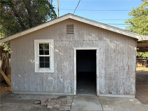 $549,900 | 917 West 9th Street, Corona, CA 92882
