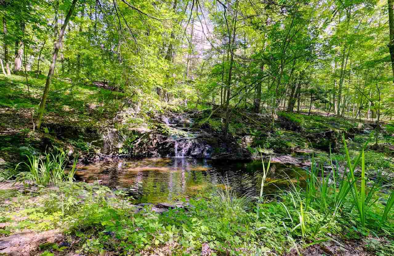261 Frost Road Rhinebeck, NY 12572 - Photo 4 of 34 Photo 4