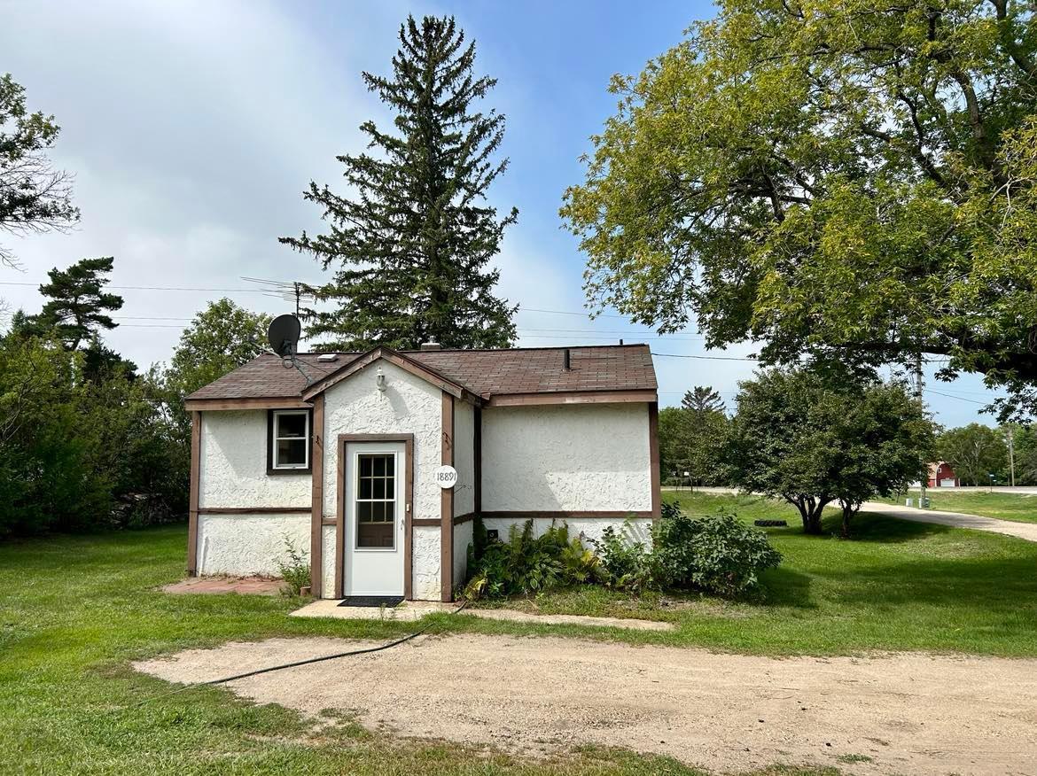 18891 Frontage Road Detroit Lakes, MN 56501 - Photo 1 of 1 Gallery Image 1