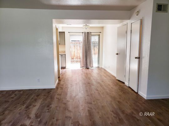 533 West Ward Avenue Ridgecrest, CA 93555 - Photo 8 of 24 Gallery Image 8