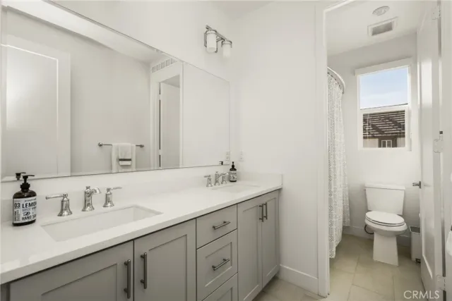 $1,750,000 | 201 Lynx, Irvine, CA 92606