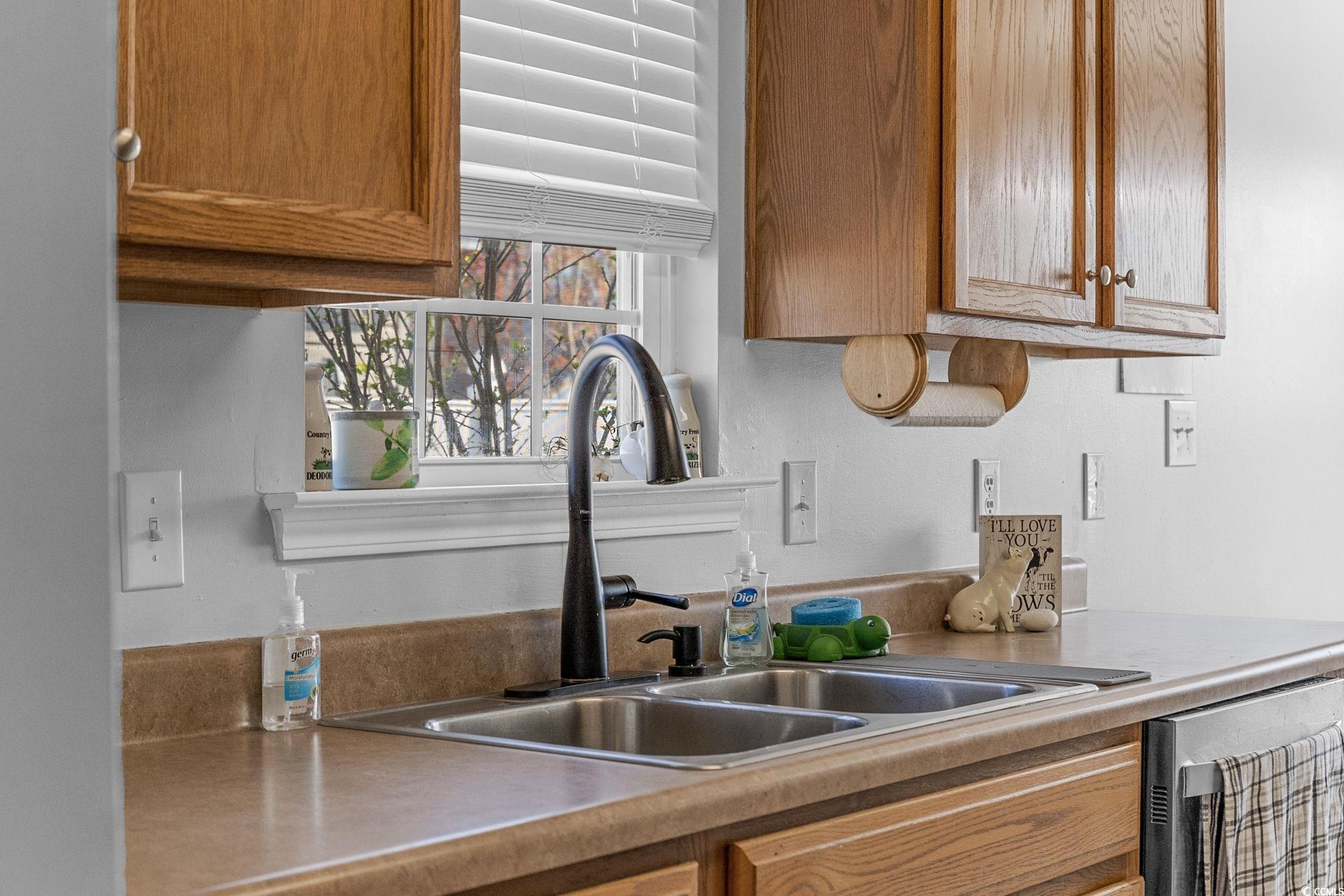 9781 Conifer Lane Murrells Inlet, SC 29576 - Photo 16 of 38 Gallery Image 16