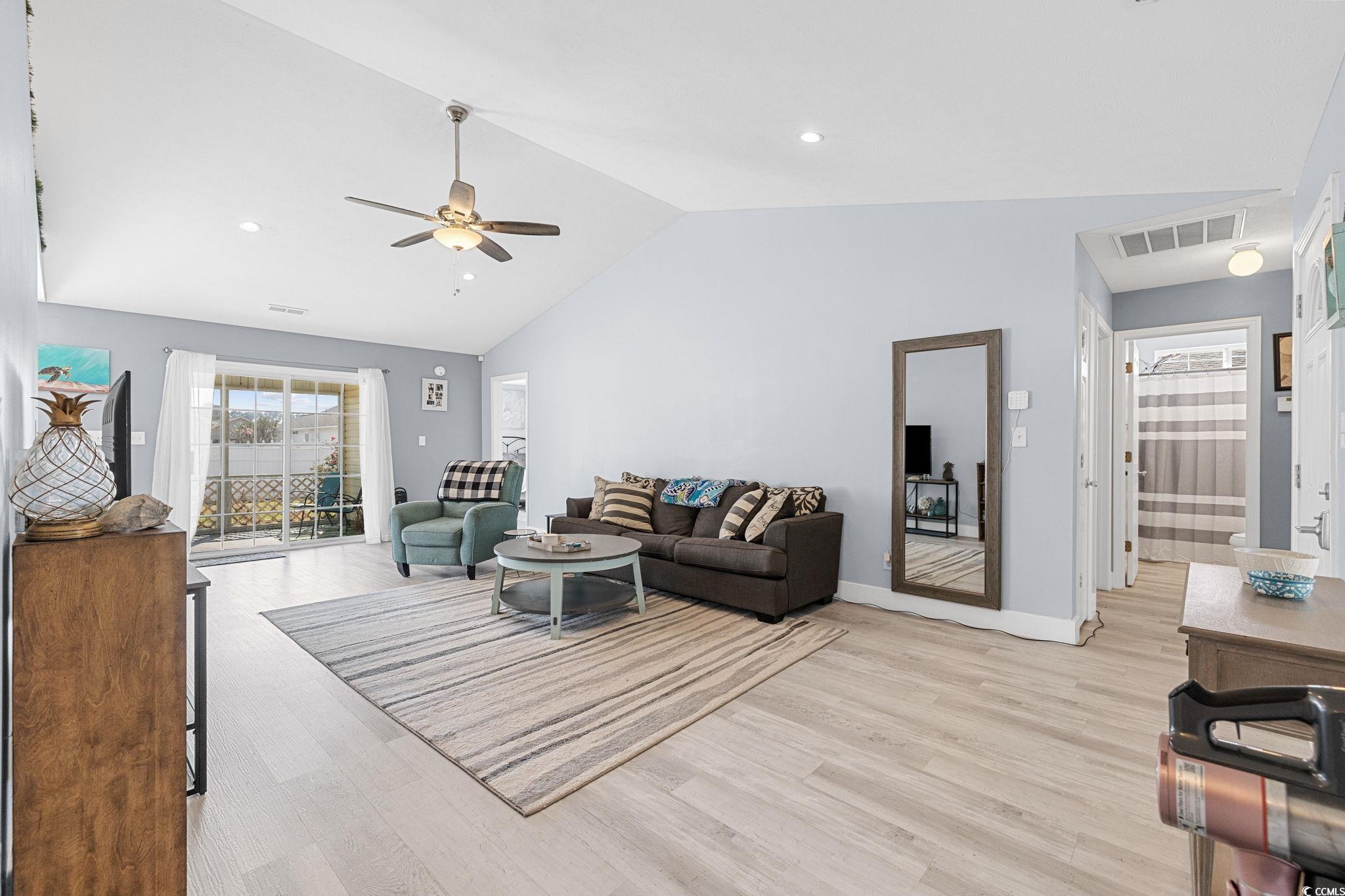 9781 Conifer Lane Murrells Inlet, SC 29576 - Photo 8 of 38 Gallery Image 8