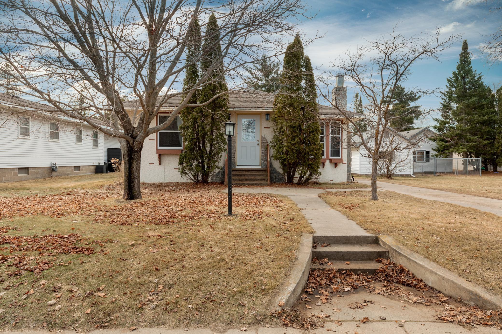 1822 Oak Street Brainerd, MN 56401 - Photo 1 of 23