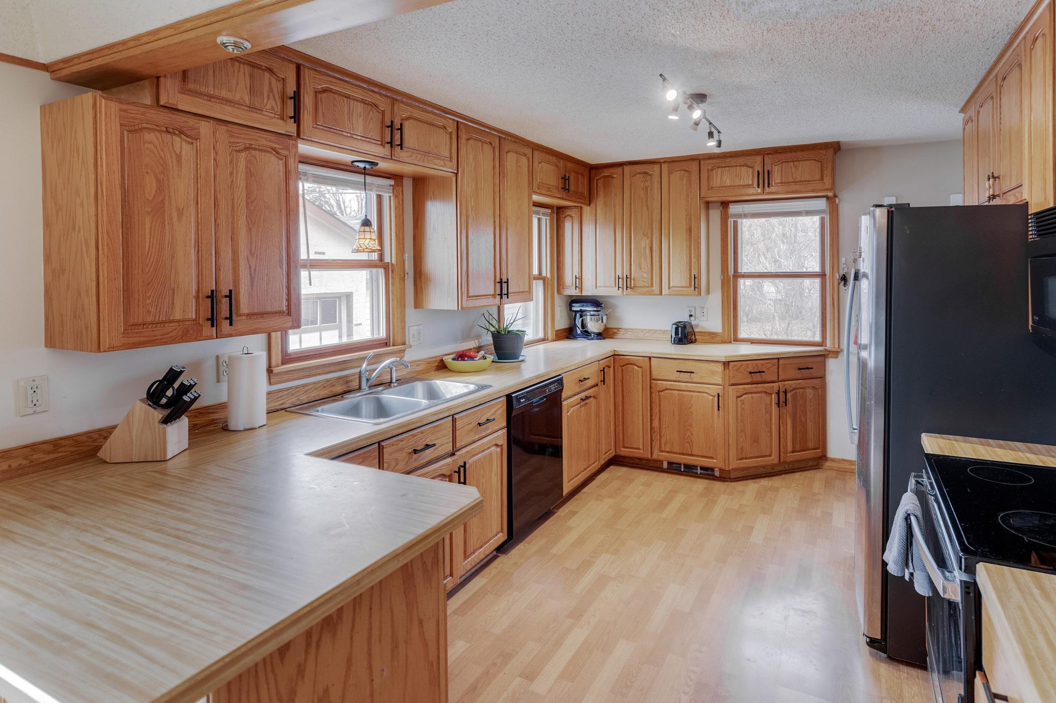 1822 Oak Street Brainerd, MN 56401 - Photo 5 of 23