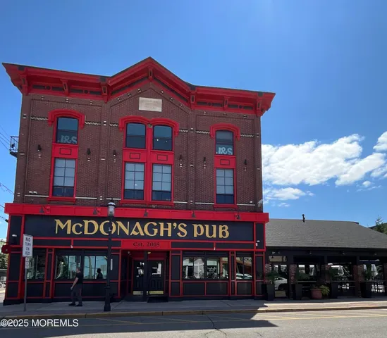 $2,200 | 54 Main Street, Unit 2, Keyport, NJ 07735