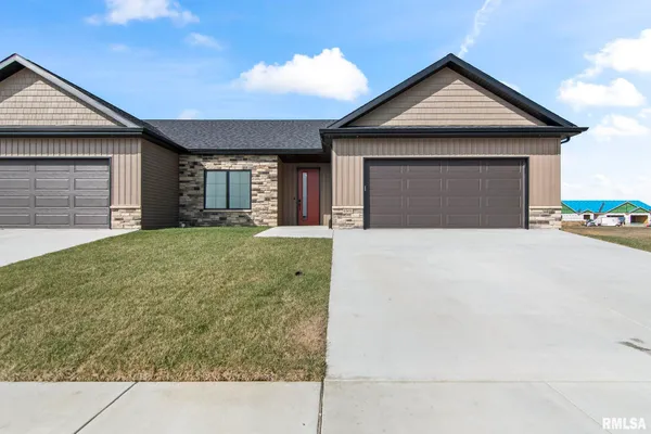 $440,000 | 5305 Verdant Lane, Springfield, IL 62711