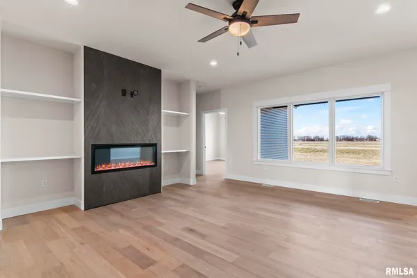 $440,000 | 5305 Verdant Lane, Springfield, IL 62711