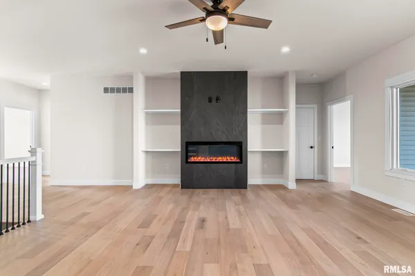 $440,000 | 5305 Verdant Lane, Springfield, IL 62711