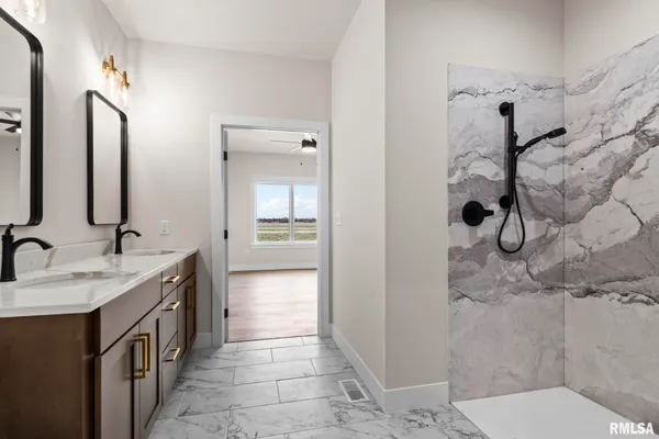 $440,000 | 5305 Verdant Lane, Springfield, IL 62711