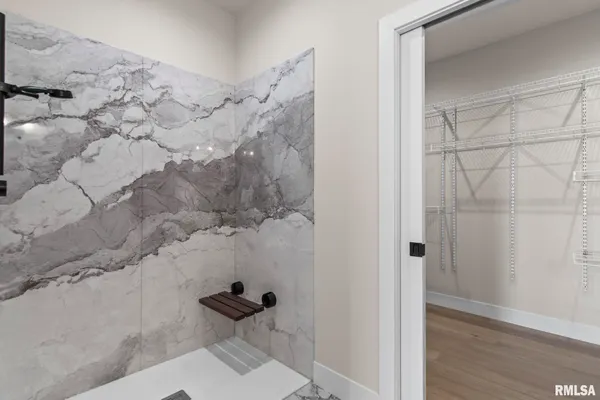 $440,000 | 5305 Verdant Lane, Springfield, IL 62711