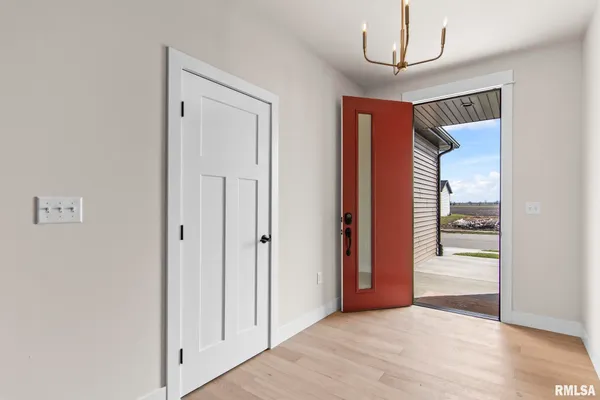 $440,000 | 5305 Verdant Lane, Springfield, IL 62711