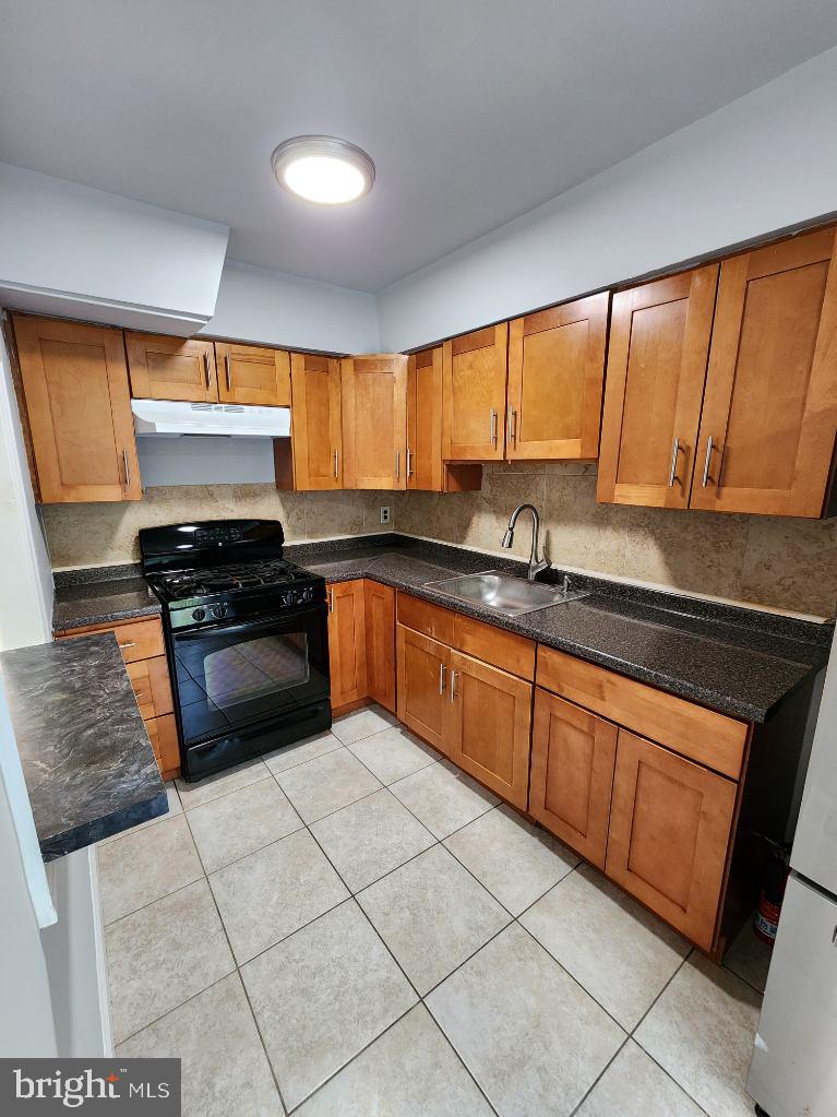 4307 Potter Street Philadelphia, PA 19124 - Photo 12 of 43