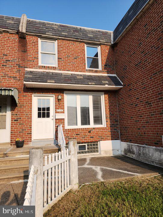 4307 Potter Street Philadelphia, PA 19124 - Photo 3 of 43