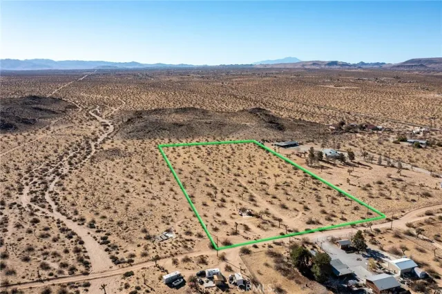 $40,000 | 4 Burke, Landers, CA 92285