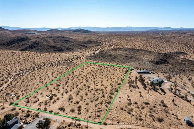 $40,000 | 4 Burke, Landers, CA 92285