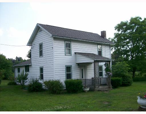 60 Henderson Road Jackson Center, PA 16133 - Photo 1 of 8 Exterior Front.