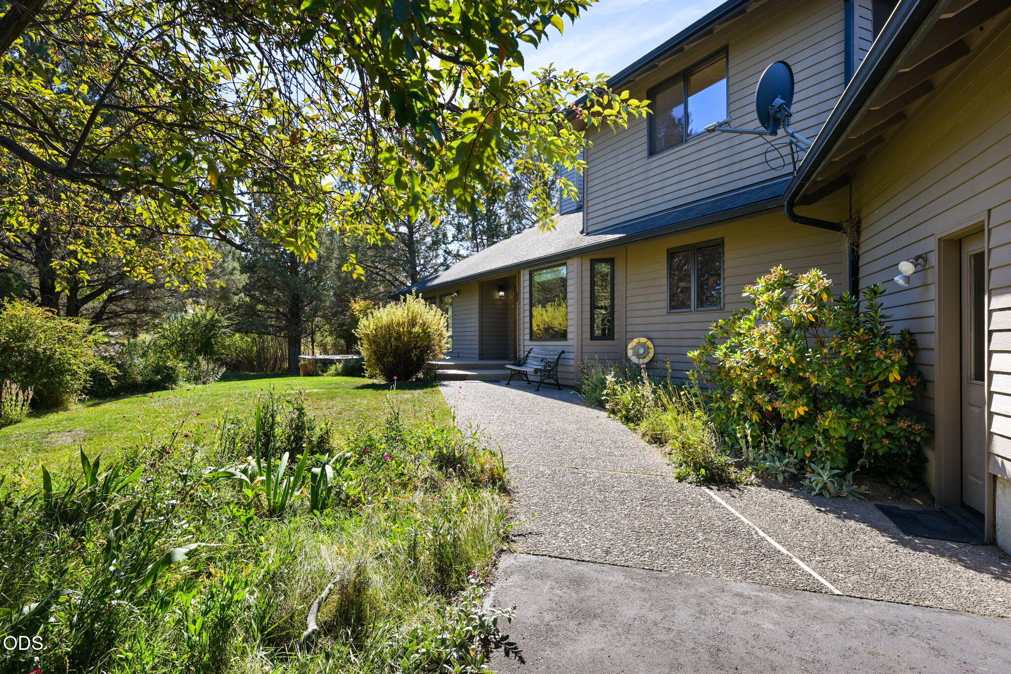 61330 Larsen Road Bend, OR 97702 - Photo 1 of 62 Gallery Image 1
