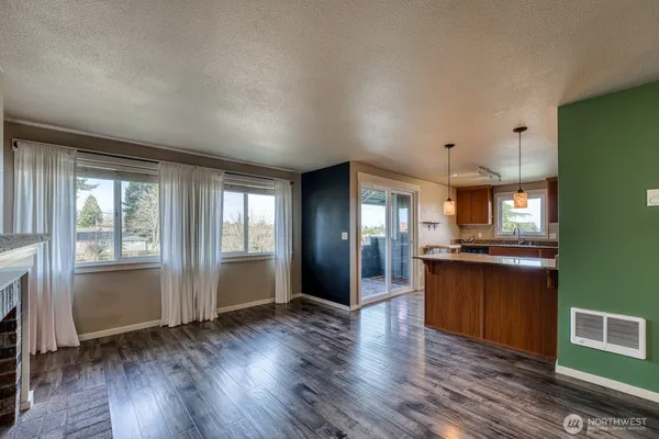 $342,000 | 5822 North 35th Street, Unit A3, Tacoma, WA 98407
