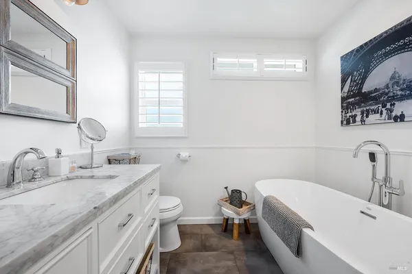 $1,675,000 | 16530 Laughlin Road, Guerneville, CA 95446